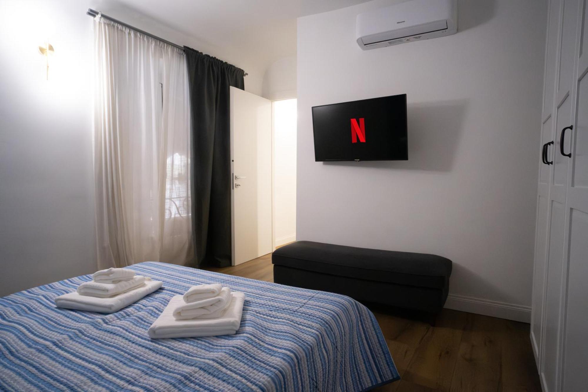 Apartamento Centro-5Stelle 10 Minuti Dal Mare A Piedi Savona Exterior foto